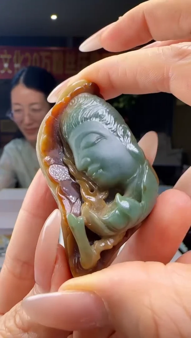 翡翠未镶嵌颈饰YJ@@WS1WX37522