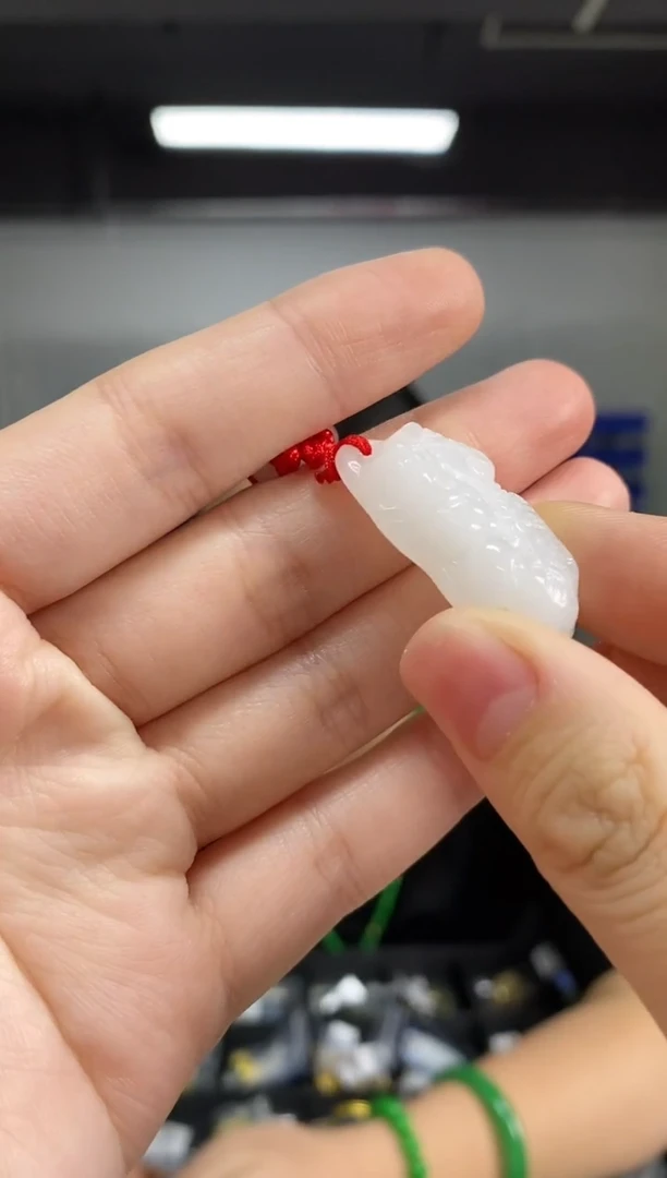 颈饰未镶嵌和田玉闪购链接   多样性发其一颜色微差