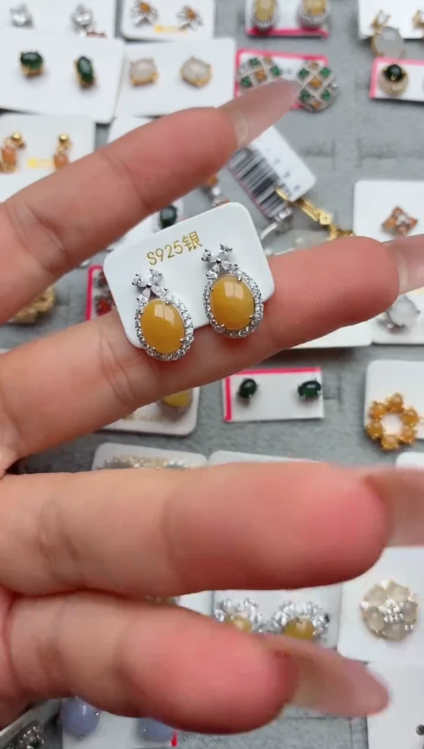 银S925镶嵌戒指翡翠小*啊.