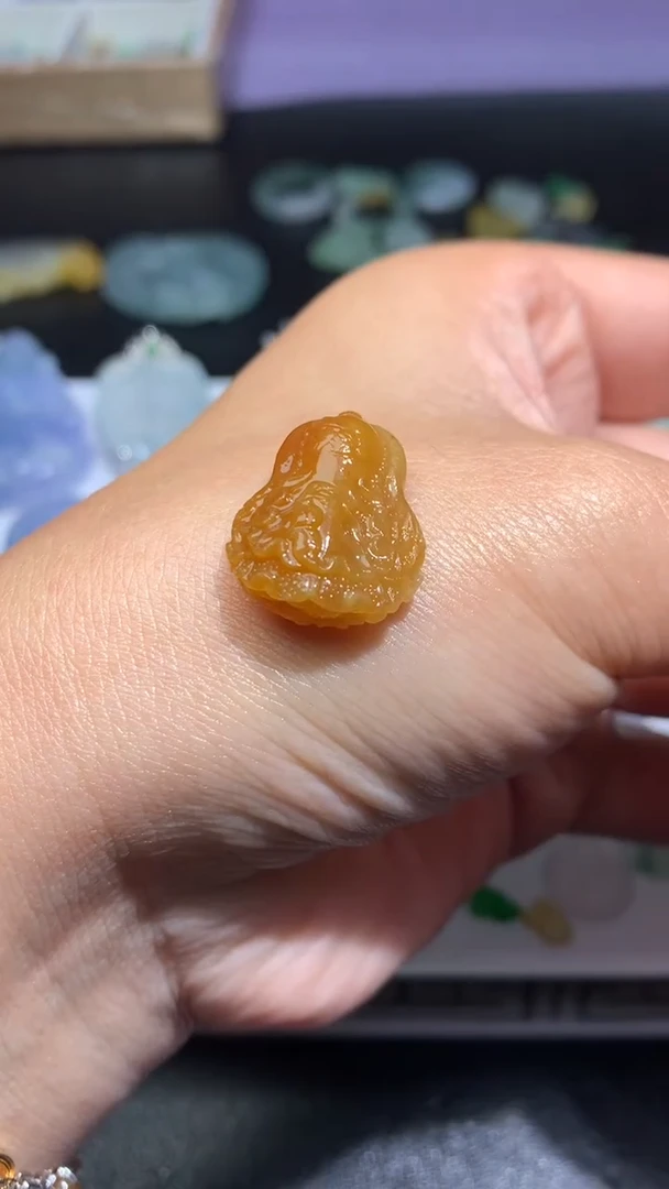 未镶嵌定制翡翠毛货