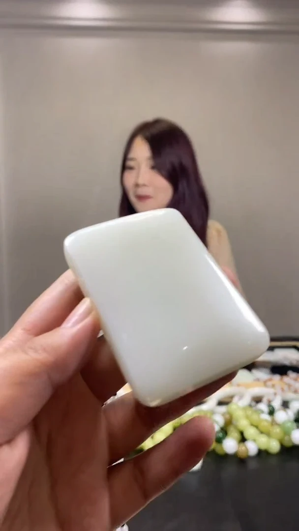 天然玉石未镶嵌天然挂件