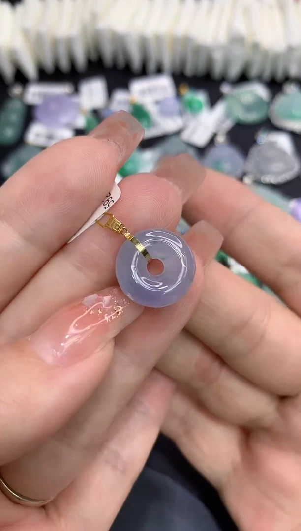 吊坠(不含链)18K金镶嵌翡翠11111111111