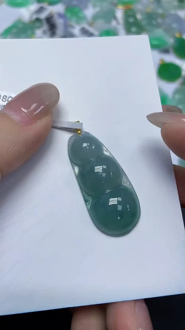 翡翠18K金镶嵌颈饰天然缅甸翡翠A货