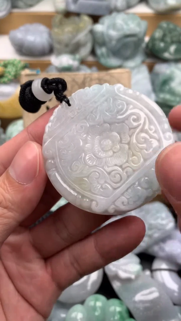 吊坠(不含链)未镶嵌翡翠1