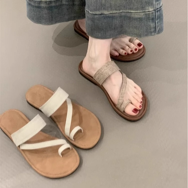 套趾罗马凉鞋女夏外穿2025新款亚麻一字带夹趾度假沙滩平底凉拖鞋