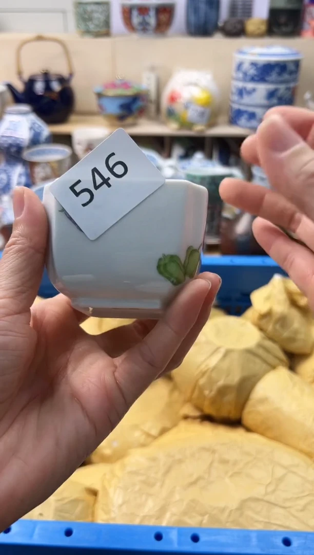 瓷片t****…你好你好你好你好546