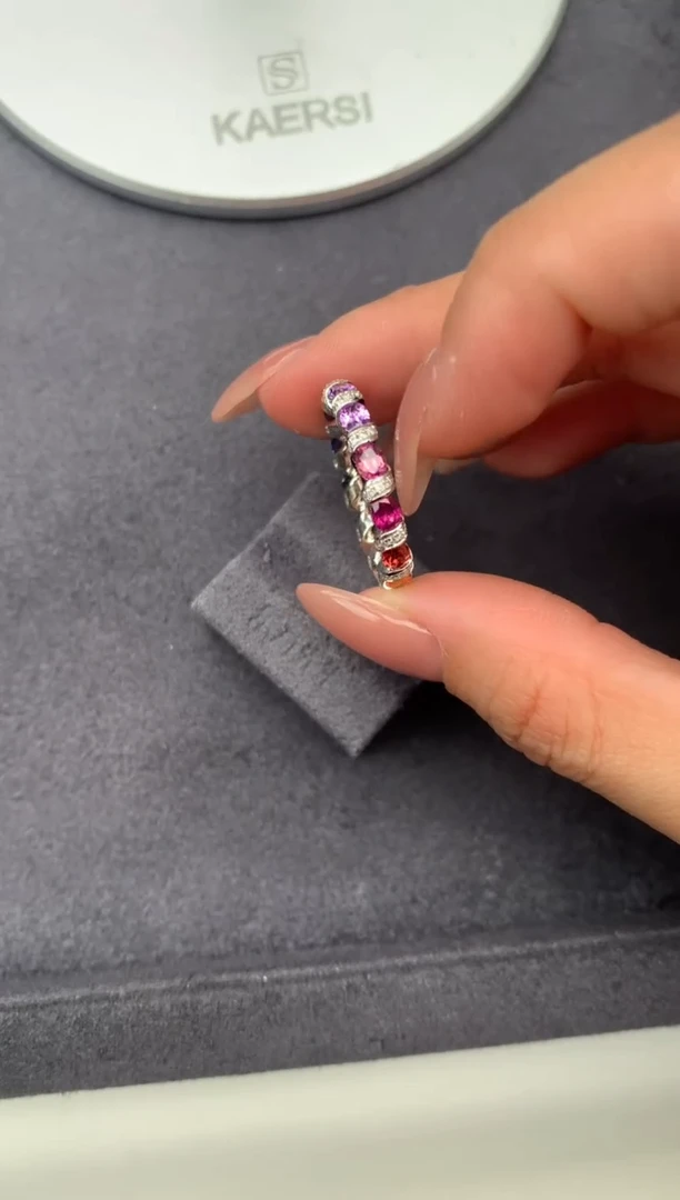 戒指彩色蓝宝石18K金镶嵌2.6ct彩蓝宝戒指 定制 fc