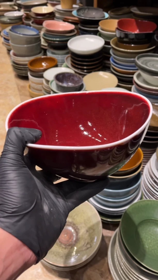【闪购商品】瓷片4 微瑕红色异形面碗1个