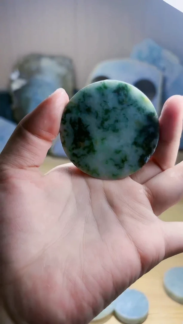 翡翠未镶嵌颈饰翡翠A货 姜谭654