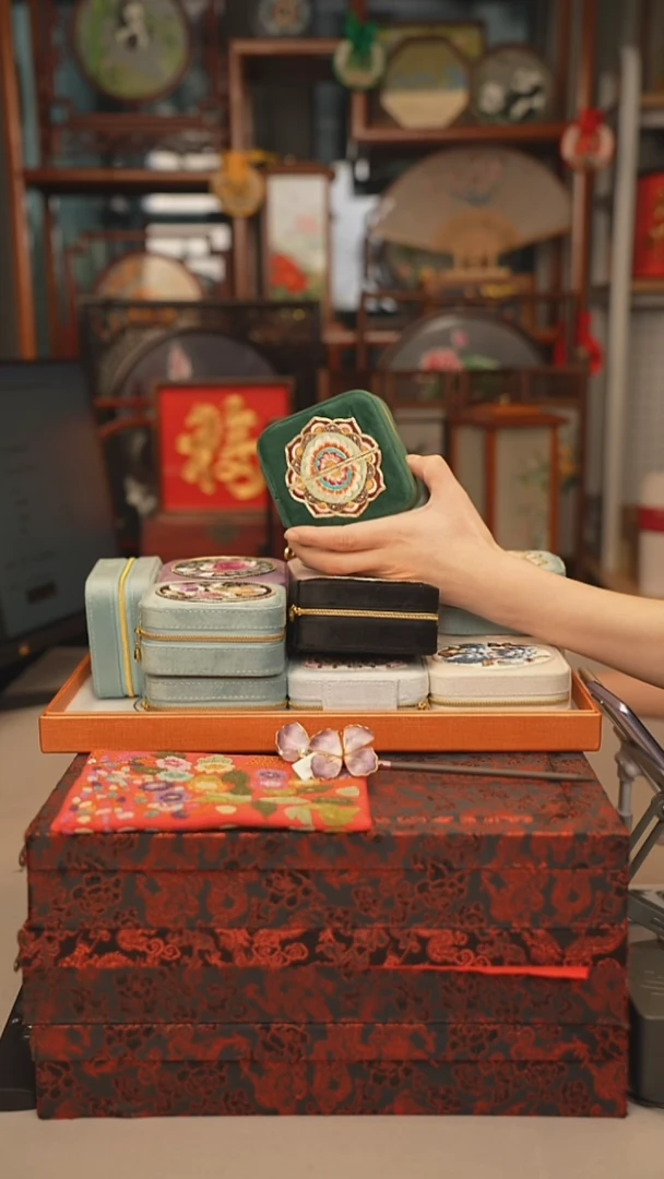 扇子首饰盒 绣花双面非遗