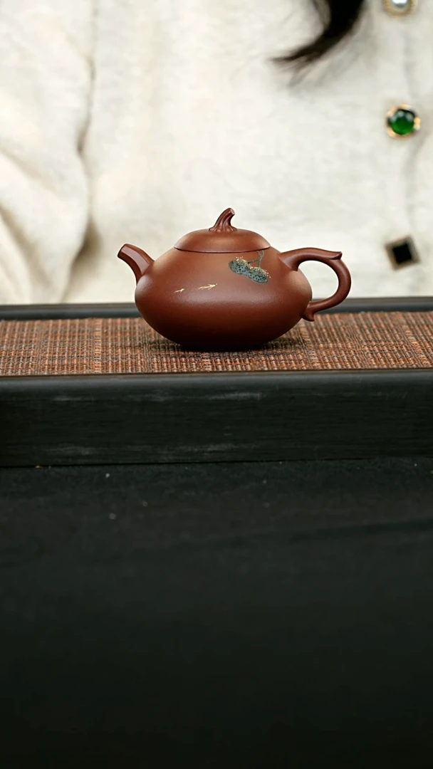 【闪购商品】莲韵壶 一物见春制