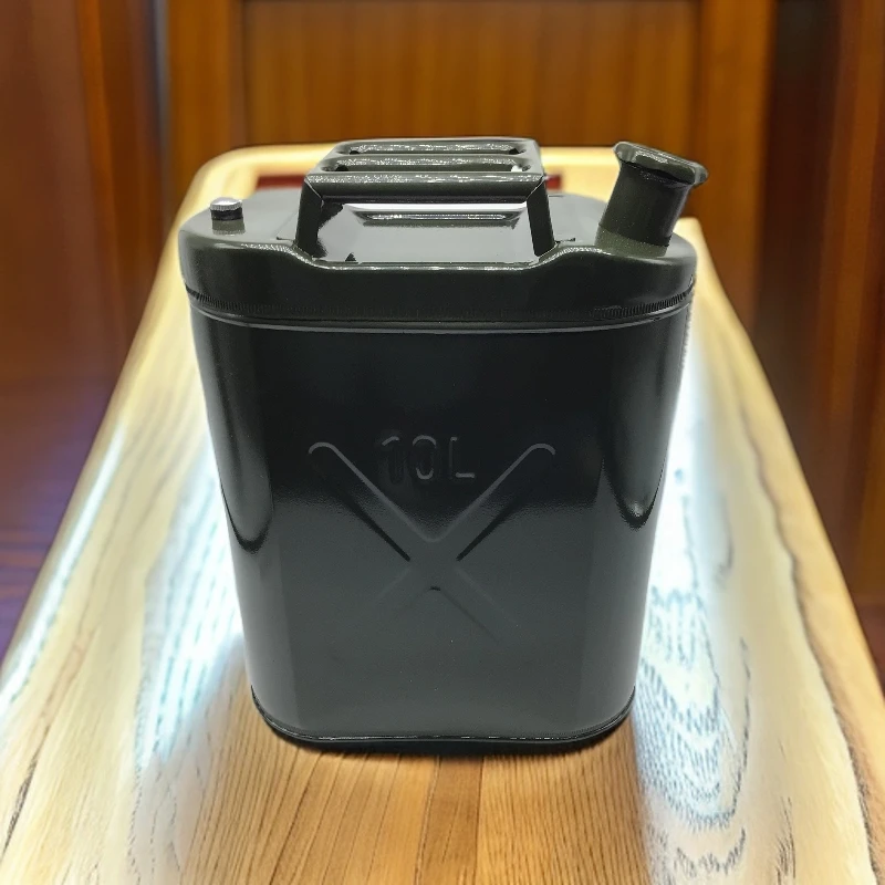 军绿色手提 加厚10升油桶