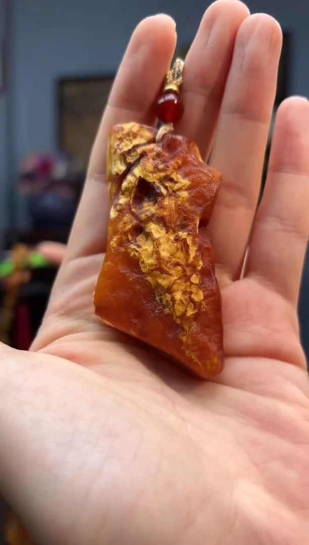 琥珀颈饰未镶嵌吊坠