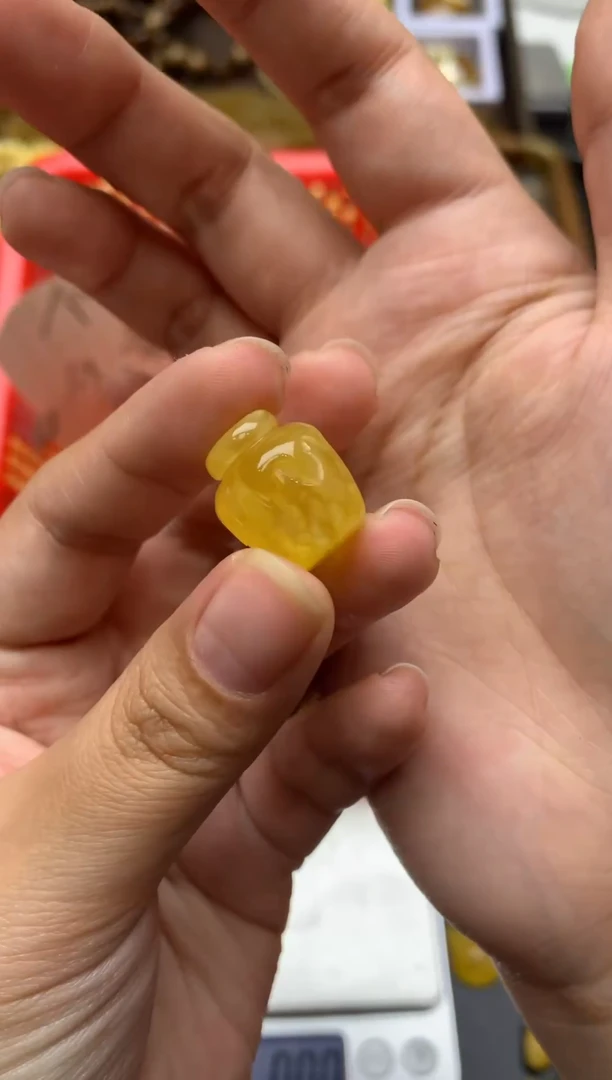 【闪购商品】琥珀珠宝奇石未镶嵌083琥珀蜜蜡  花粉