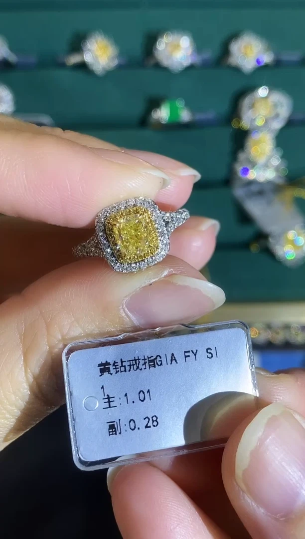 18K金镶嵌戒指钻石木**…戒指