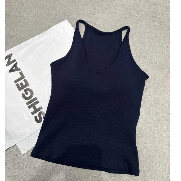 诗歌兰女装新款时尚百搭无袖打底背心吊带