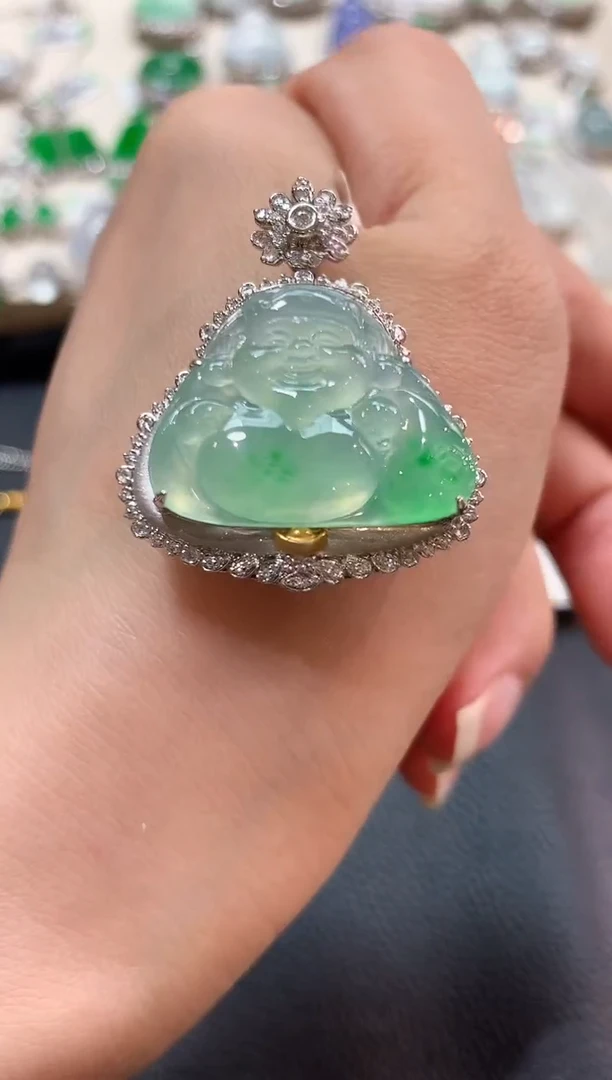 翡翠18K金镶嵌吊坠(不含链)n94