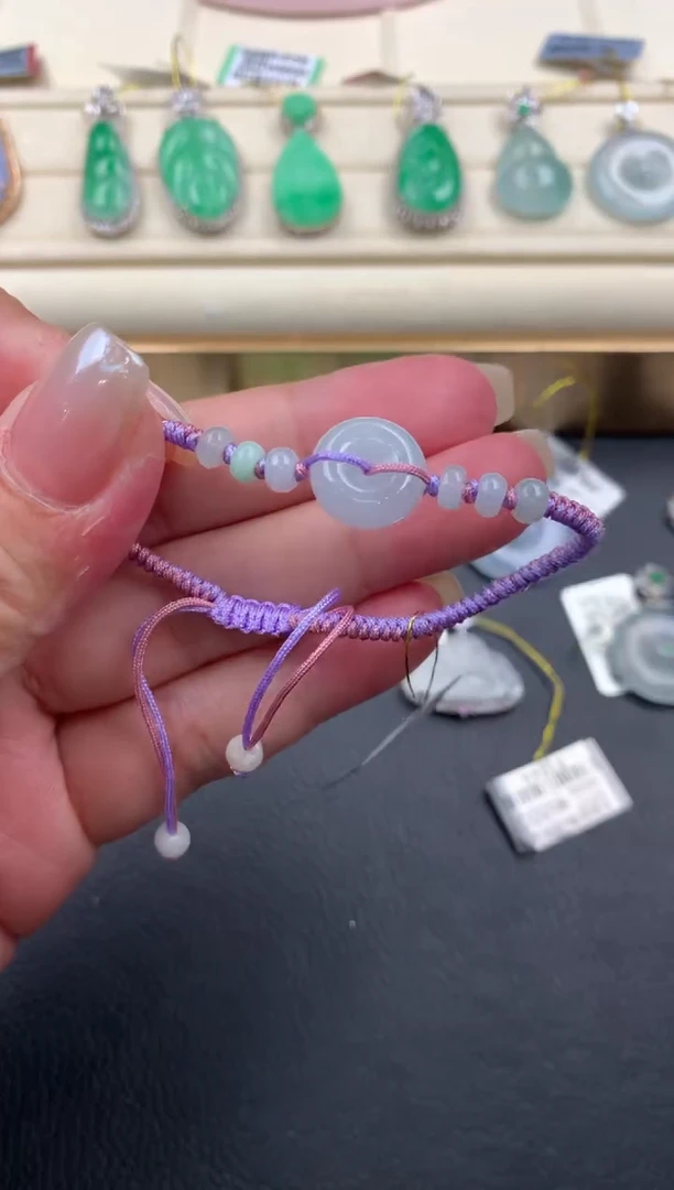 【闪购商品】翡翠手绳未镶嵌Q647    