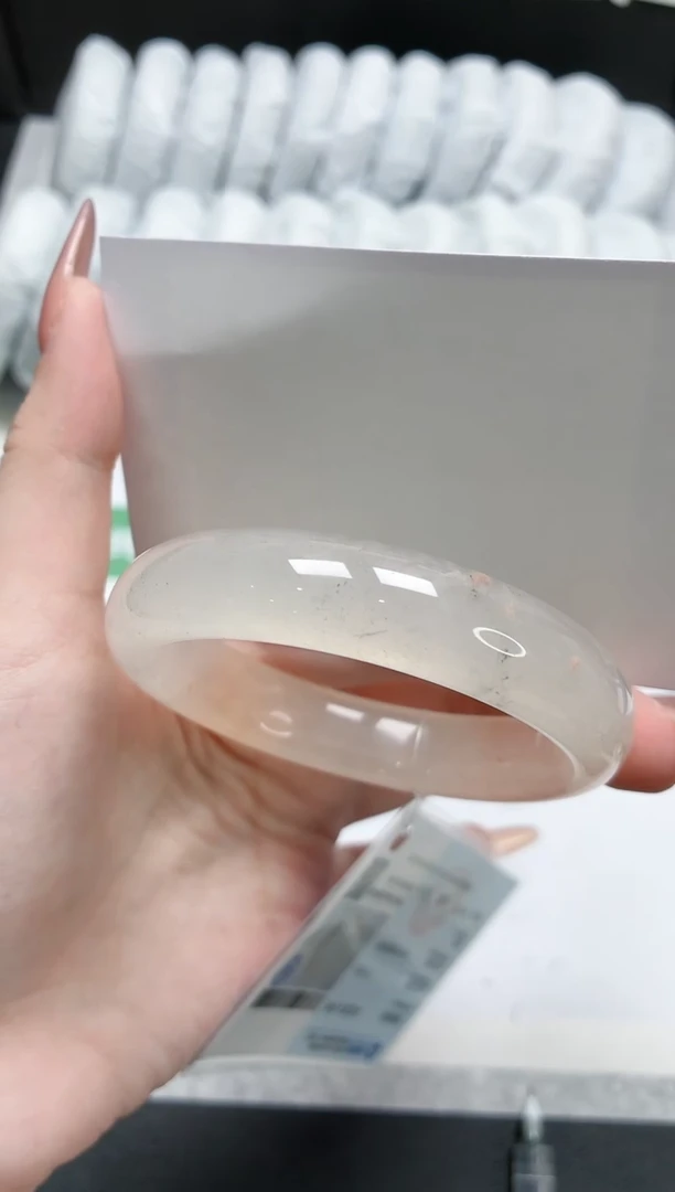 石英质玉手镯未镶嵌170-56.1桃花