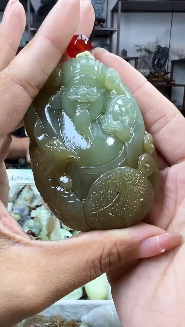 和田玉未镶嵌把件1