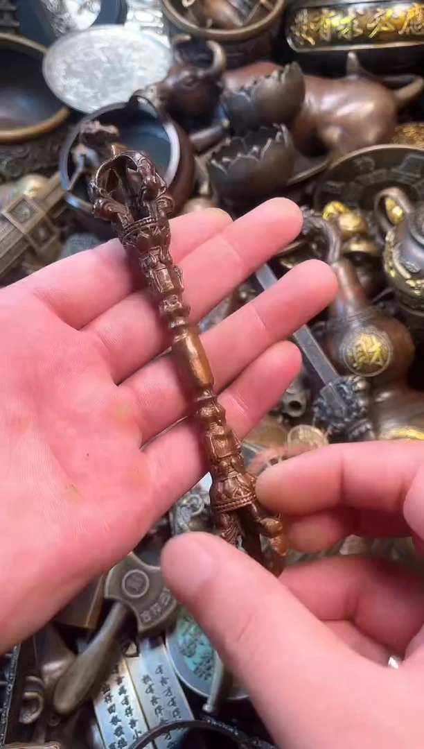 精美铜器点击下单