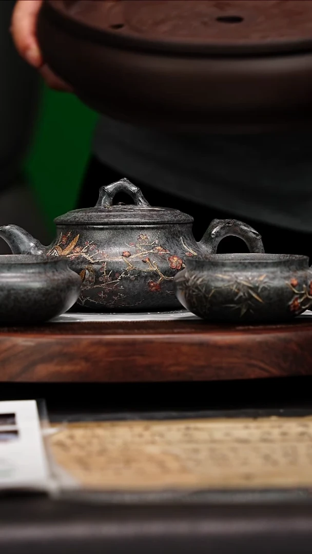 宜兴原矿高端紫砂 翡翠鸣远金砂350cc