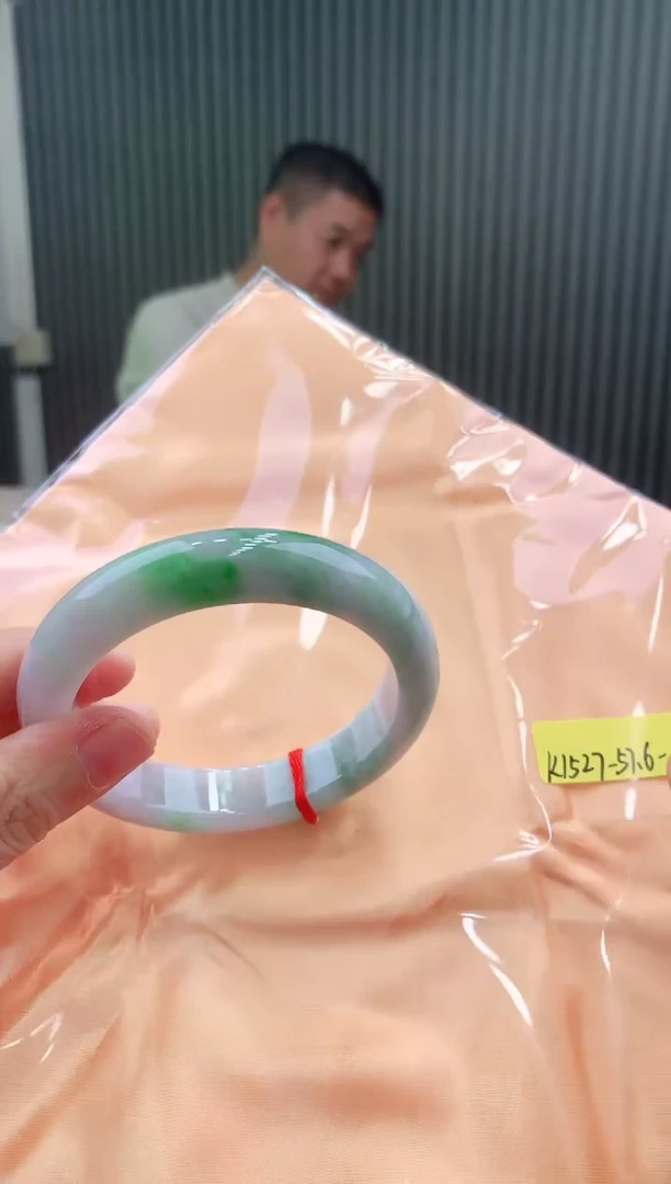 未镶嵌手镯翡翠57