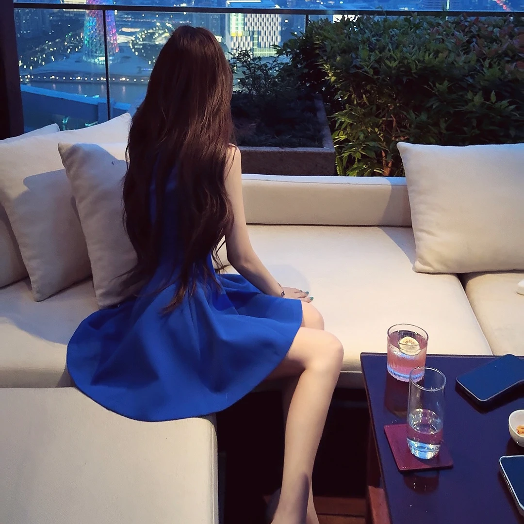 WW定制「蓝天星」法式轻奢气质纯欲修身显瘦收腰洋气连衣裙