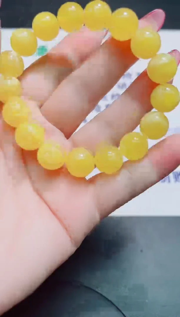 翡翠手镯未镶嵌