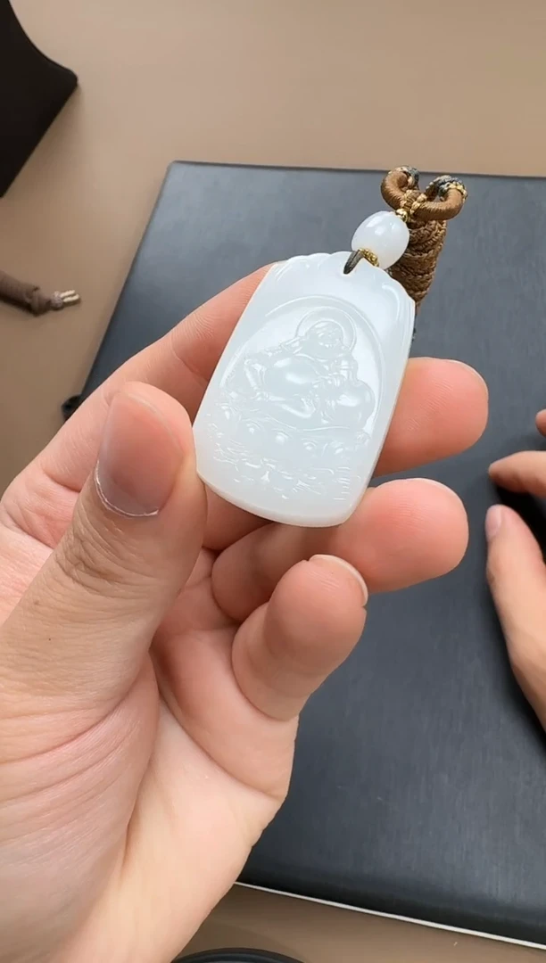 和田玉未镶嵌吊坠(不含链)佛公吊坠