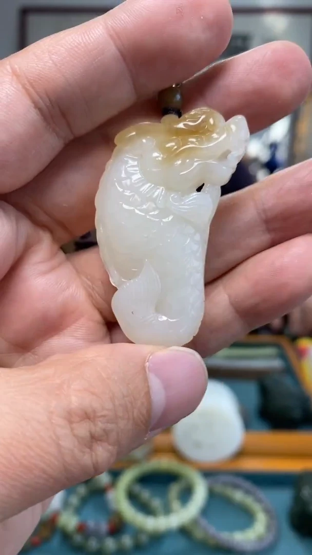 颈饰未镶嵌和田玉周*/减