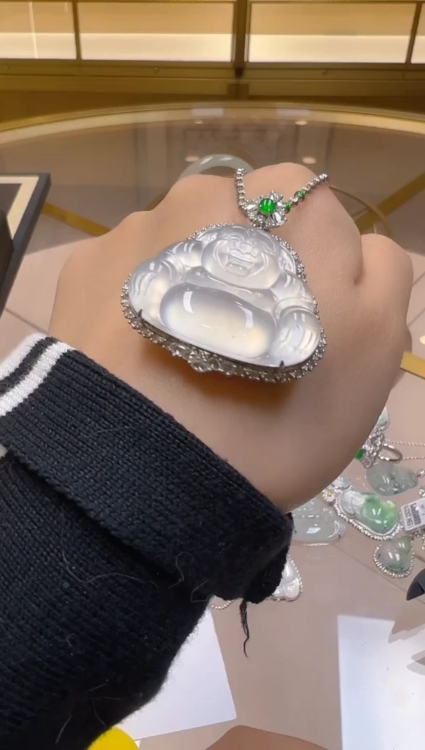 【闪购商品】翡翠吊坠(不含链)18K金镶嵌总价58800 分单29400