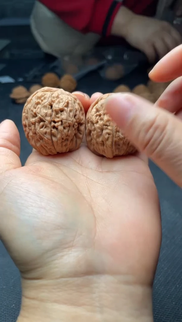 把件文玩核桃w47   莲花 38尺