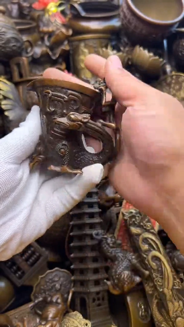 精美铜器，点击下单