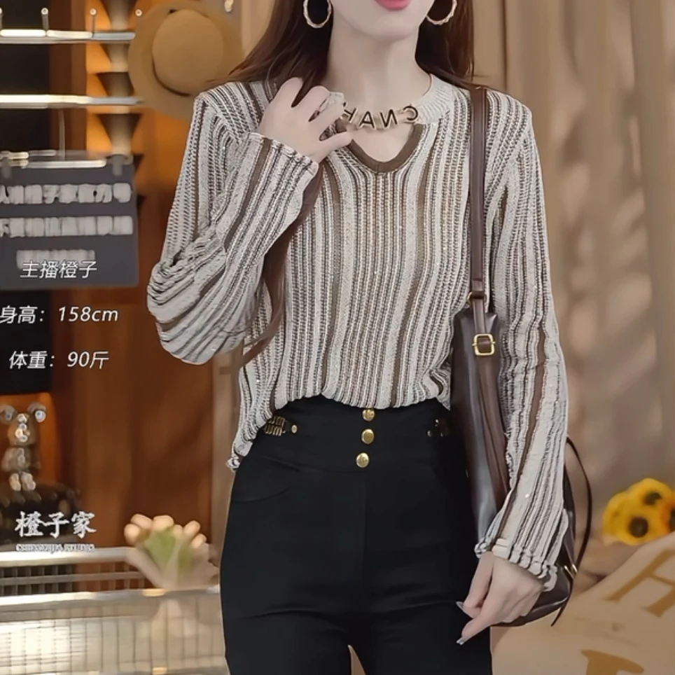 2025秋装新款美式复古竖条纹长袖毛衣女字母垫肩宽松针织衫