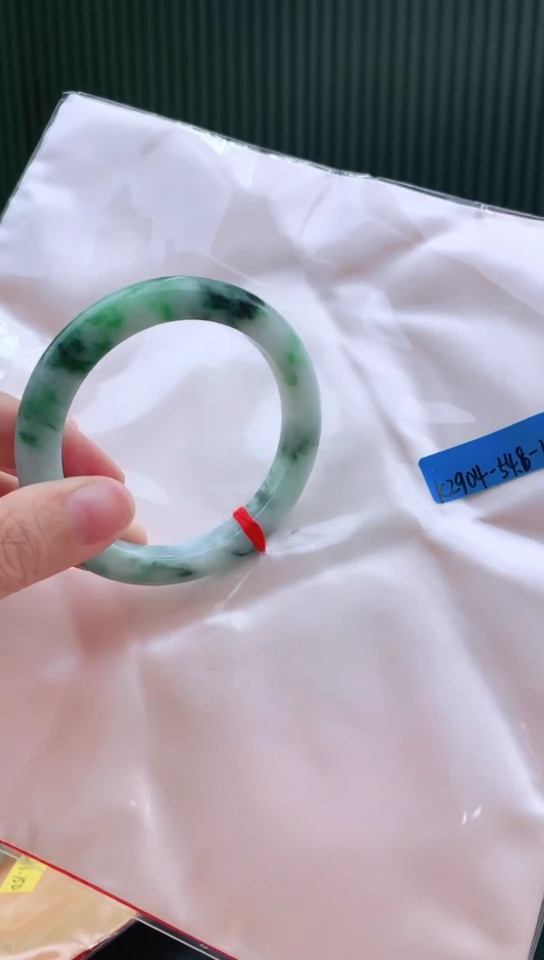 未镶嵌手镯翡翠54