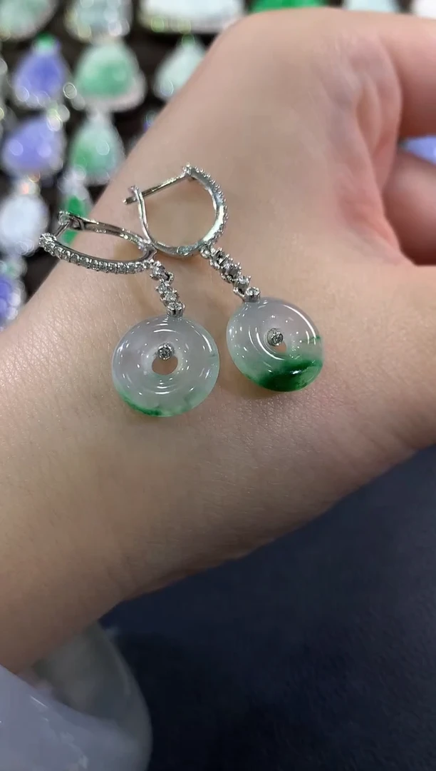 18K金镶嵌翡翠耳饰s7