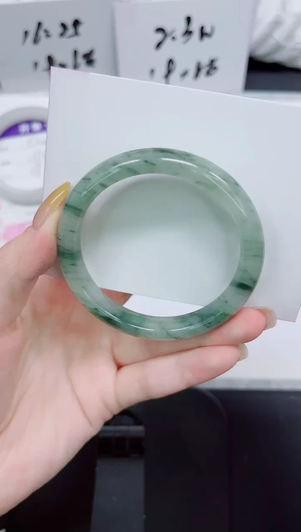 石英质玉手镯未镶嵌153