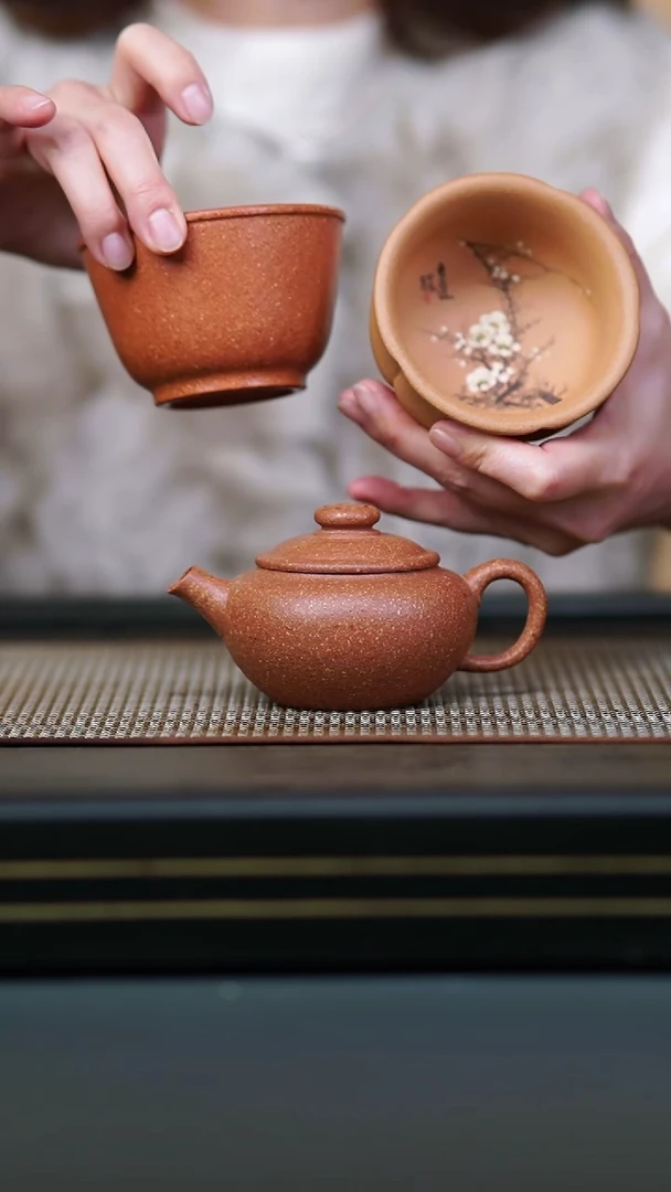 茶壶紫砂全手粗砂红降坡聚钱水平170cc+大缸杯+泥绘压手杯