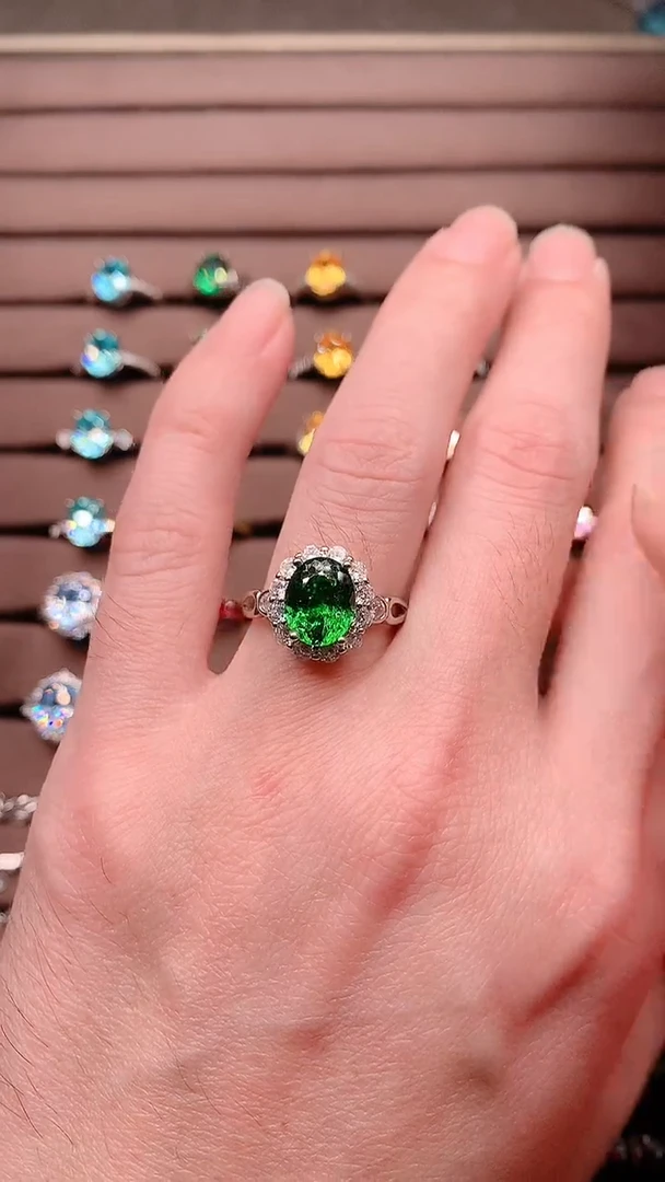 绿色碧玺戒指银S925镶嵌......