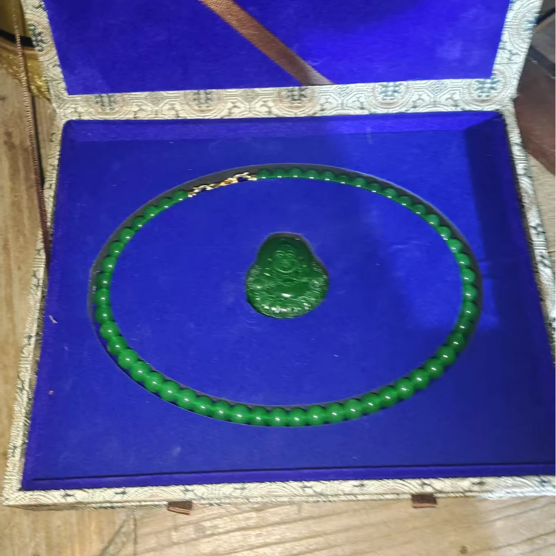 1个绿色弥勒佛1个绿色链子摆件链接