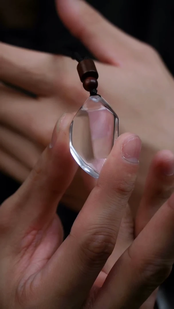 吊坠(赠链)未镶嵌水晶水晶