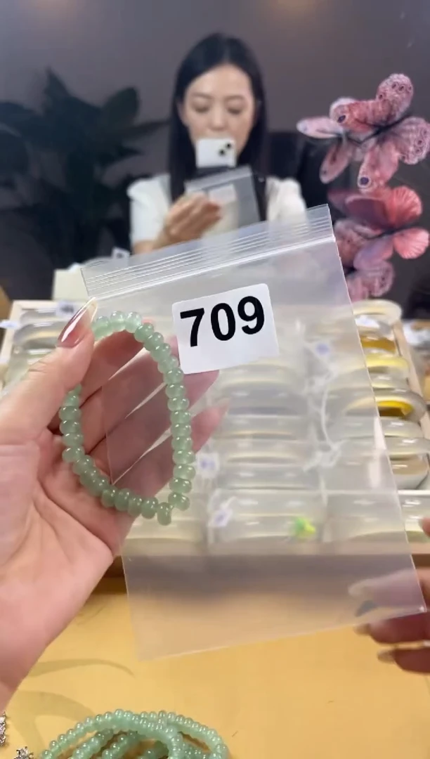 玛瑙/玉髓手镯未镶嵌709