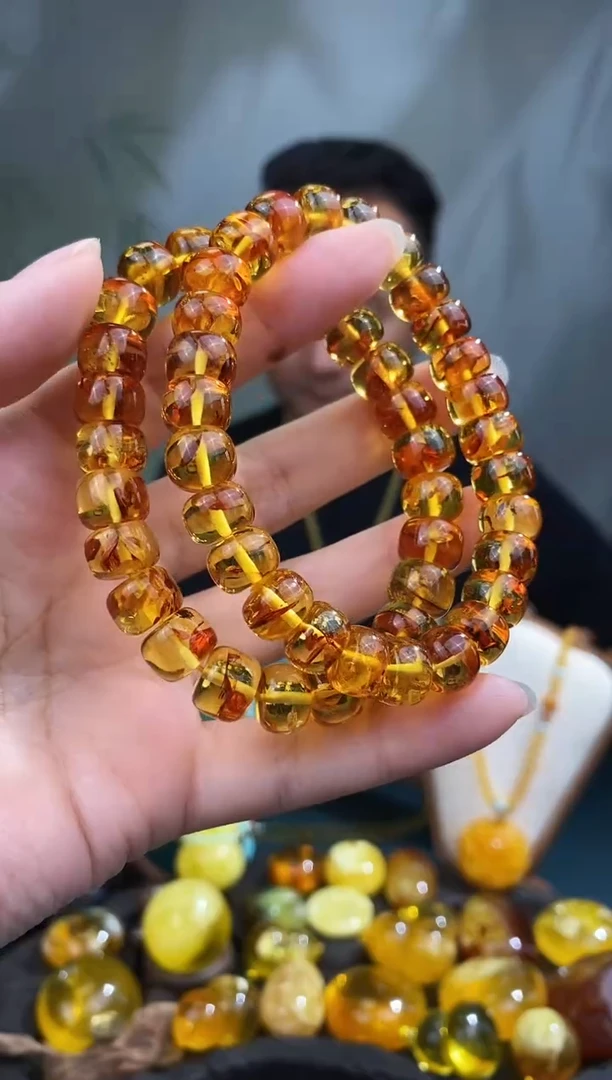 裸石琥珀未镶嵌 11mm+多样性发货  只发其中一件