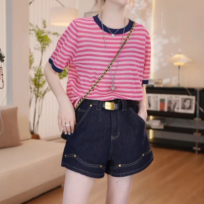 2025夏季时尚休闲百搭条纹T恤+百搭显瘦牛仔短裤LK2502810