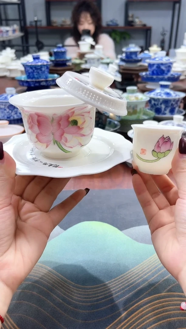 【闪购商品】360度出水荷花悬停盖碗+2杯