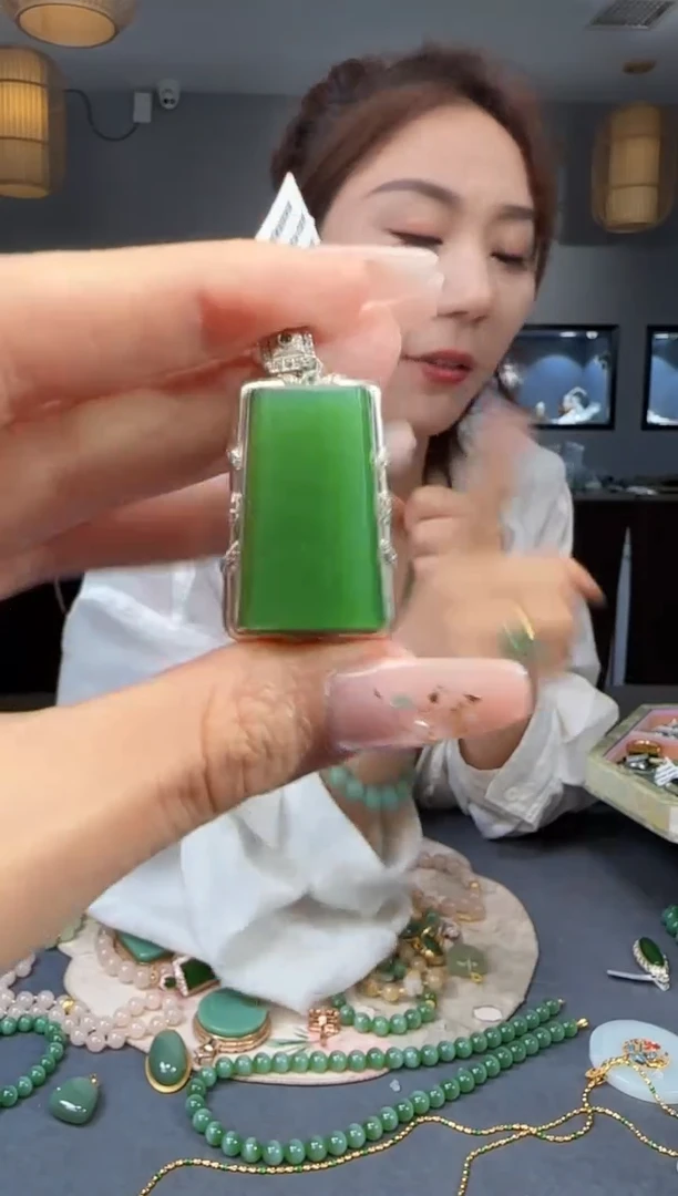 和田玉银S925镶嵌吊坠(不含链)1