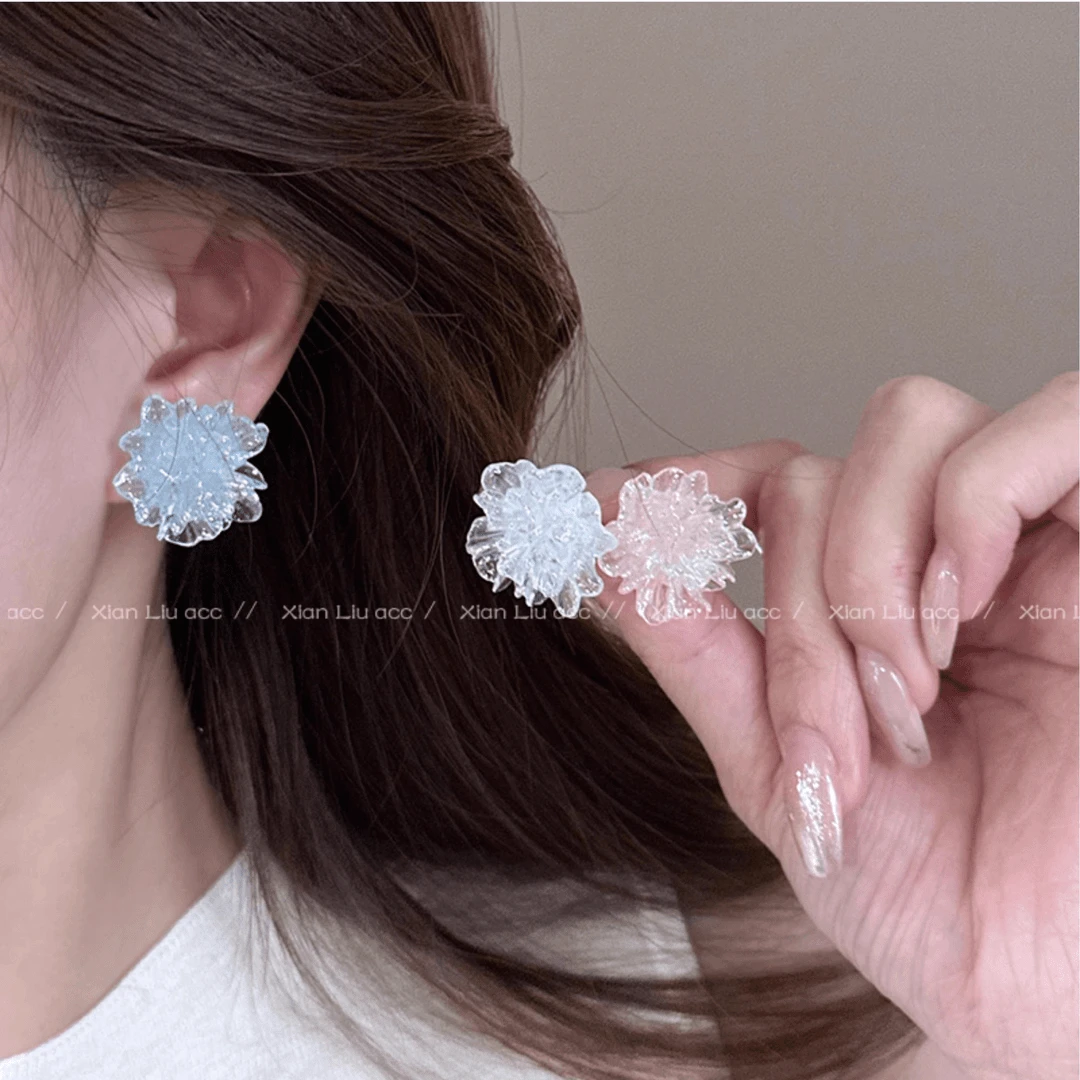 合金树脂耳饰 清透花朵耳钉夏日褶皱透明耳环轻奢气质设计感耳饰