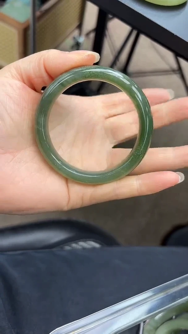 未镶嵌手镯和田玉C-18