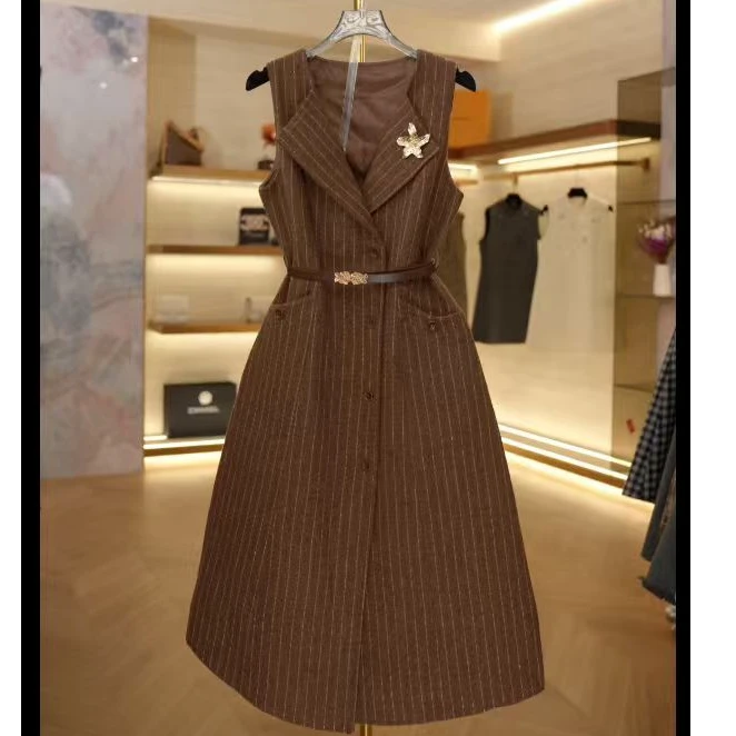 【J】复古风显瘦默认款式连衣裙女装轻奢秋冬时尚2-254-153